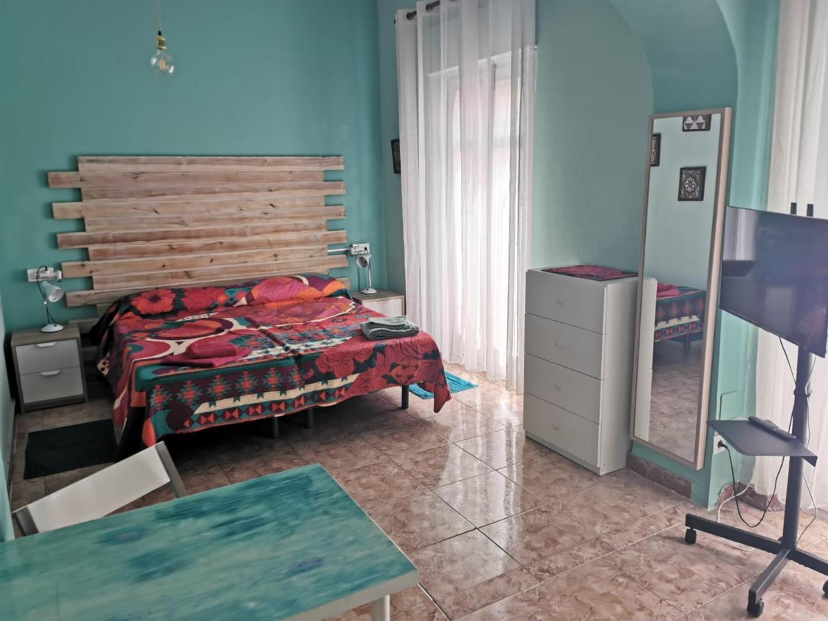 Casa Carolin Apartment Malaga Bagian luar foto